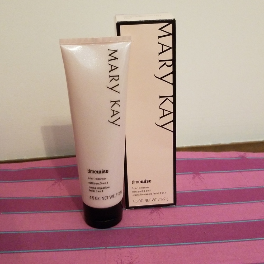 Mary Kay 3-in-1 Cleanser